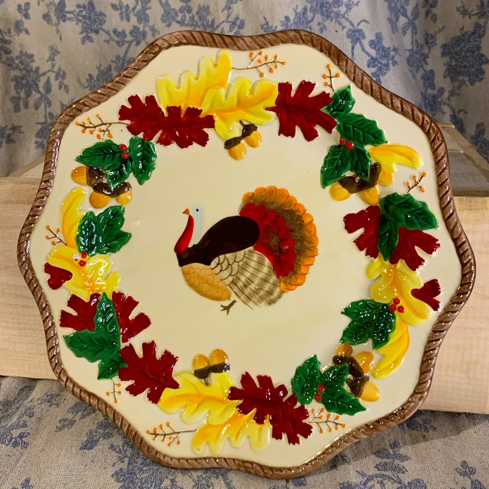 Zrike Harvest Turkey 9” 3D Plate by Lisa Levy